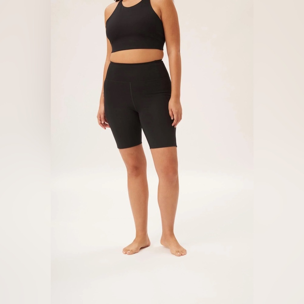 Girlfriend collective Black High-Rise Bike Short | M